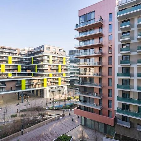 Oaks Studio With Balcony Budapest Bagian luar foto